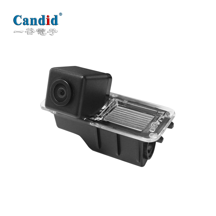 11-13款高尔夫6倒车摄像头